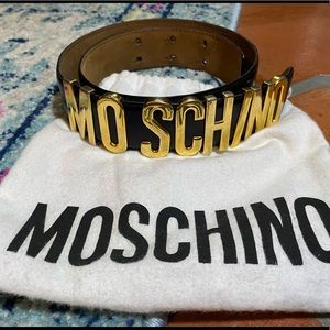 MOSCHINO Logo plate Black Leather Belt